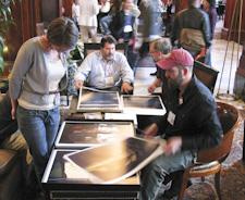 Viewing photos at Photolucida 2009